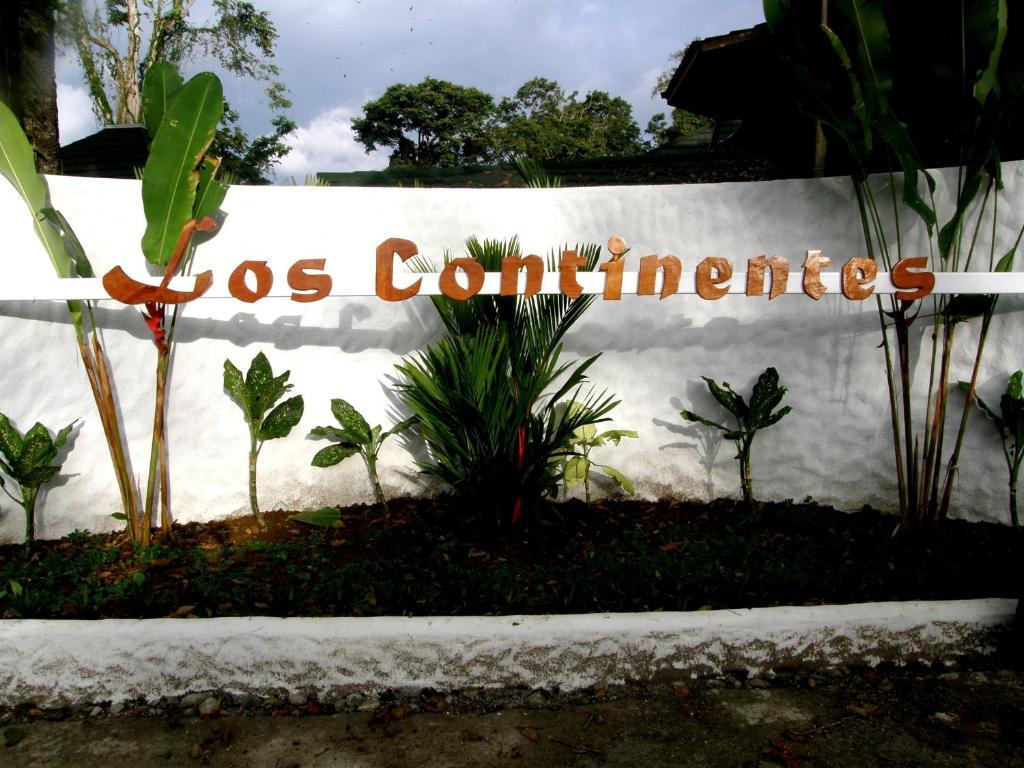 Los Continentes Hotel Puerto Viejo de Talamanca Exterior photo